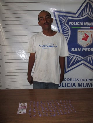 Elementos de la Dirección de Seguridad Pública Municipal detuvieron a un sujeto al que se le aseguraron 114 dosis de una sustancia pastosa color café con las características a la heroína. (El Siglo de Torreón)