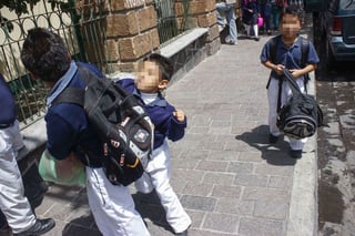 OCDE.Un estudio señala que 40.24%, de alumnos de 6 de primaria en México se dijeron víctimas de robo; 25.35% insultados y 16.72% golpeados