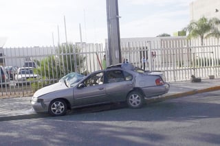 Internados. A la Clínica de Especialidades del IMSS de Torreón, fueron trasladados los lesionados del fatal accidente.
