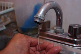 Carencia. La escasez del agua en el país ha sido analizada por diversos organismos internacionales. (ARCHIVO)