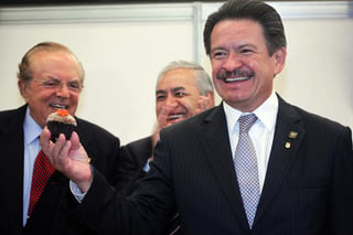 El ex senador señaló que no se descartan posibles alianzas de facto entre el PRD y Morena en el 2015. (Archivo)