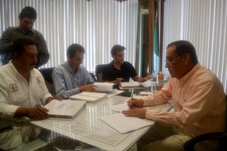 Parque solar. Firman convenio para la construcción del parque solar en Matamoros. (EL SIGLO DE TORREÓN/ NORMA IBARRA)