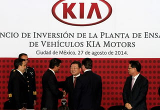 Kía. Peña Nieto a su llegada al Museo Tecnológico de la CFE donde se anunció la inversión. (ARCHIVO)