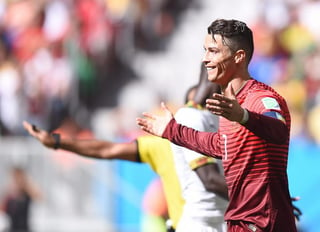 Cristiano Ronaldo fue descartado por el seleccionador Paulo Bento para disputar el duelo clasificatorio para la Eurocopa 2016. (ARCHIVO)