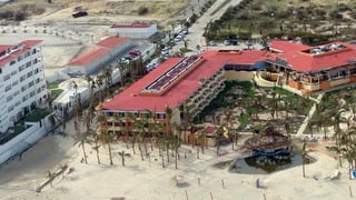 Se anunciaron planes de financiamiento para empresas turísticas y para pequeñas y medianas empresas, por los daños provocados por el paso del huracán 'Odile'. (Archivo)