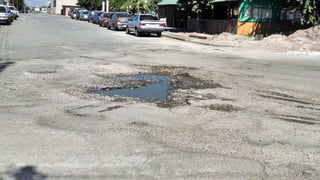 Obras pendientes. Calles del Parque Industrial Lagunero de Gómez Palacio siguen en malas condiciones,  con las lluvias se deterioran más. La Canatlán y Cuatrociénegas entran en los proyectos que se quedaron pendientes con los recursos que espera el OSPI. 