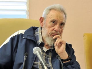 Fidel Castro, de 88 años y retirado del poder desde 2006, destaca la 'rápida' respuesta de Cuba ante el requerimiento de Naciones Unidas para 'luchar contra la brutal epidemia desatada en África Occidental'. (Archivo)
