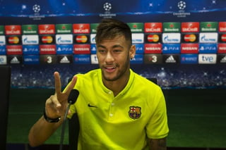 
'Espero marcar este martes y también en el clásico (el sábado). Estoy jugando de la misma forma', aseguró Neymar Jr. (EFE)
