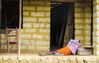 Mayores restricciones. Sierra Leona se ha convertido en el país con más casos y muertes por ébola.