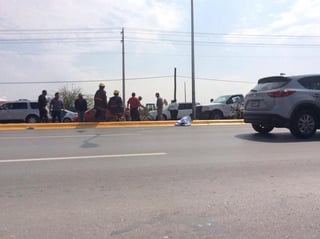 Los hechos se registraron alrededor de las 12:30 de la tarde sobre la citad autopista a la altura del kilómetro 3, donde se encuentra el sector residencial Las Isabeles, de Torreón. (EL SIGLO DE TORREÓN)