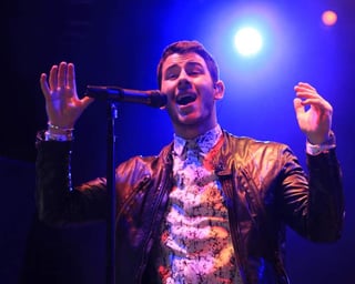 Nick interpretó temas tanto de su álbum homónimo, así como algunas melodías del grupo Jonas Brothers. (El Universal)

