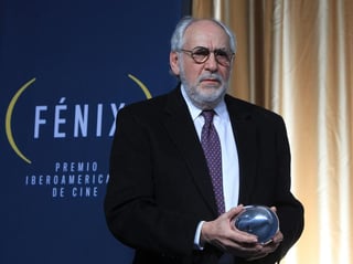 Arturo Ripstein fue distinguido por medio siglo de trayectoria durante la primera edición de los Premios de Cine Fénix. (EFE)