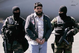 Narco. Imagen del momento en que Alfredo Beltrán Leyva fue detenido en México.