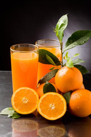 Las mejores frutas ricas en vitamina C son las de esta temporada, como naranja, lima, tejocote, guayaba y mandarina, las cuales son fáciles de encontrar y de bajo costo. (ARCHIVO)