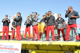 Actualmente la celebración es internacional y en México tiene un colorido especial pues se realizan eventos, exhibiciones y hasta desfiles para conmemorar a todos aquellos que nos hablan con el que ha sido llamado el lenguaje universal: la música. (ARCHIVO)