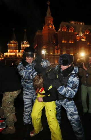Detenidos. La justicia rusa dio condenas a los manifestantes que protestaron el martes frene al Kremlin, con arrestos de 15 días.