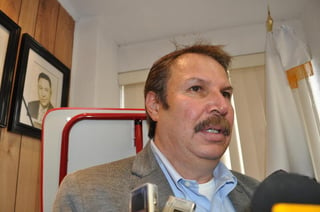 Eugenio Treviño, presidente de la Canacintra y coordinador del GEL, consideró el nombramiento de Olmos como 'una falta de respeto'. 

