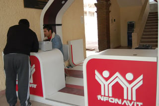 Atención. El módulo se instaló para evitar el traslado de los beneficiarios a Torreón. (EL SIGLO DE TORREÓN/ MARY VÁZQUEZ)