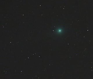 El cometa es visible en el hemisferio norte desde finales de diciembre, aunque las condiciones de observación han sido óptimas a partir del 12 de enero, coincidiendo con la disminución del brillo de la luna. (AP)
