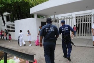 Riesgos. Las escuelas de Guerrero analizan la posibilidad de reforzar su seguridad ante la ineficiencia de las policías.
