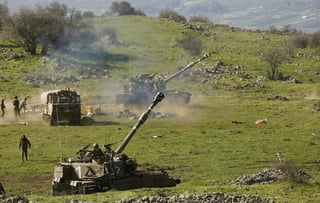 Las Fuerzas de Defensas de Israel (FDI) bombardearon este miércoles posiciones de la milicia chiíta libanesa en el sur del Líbano, después de que el grupo se atribuyó la responsabilidad del ataque contra un convoy del Ejército israelí en Har Dov. (EFE)