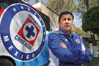 Tras 20 años de carrera como director técnico, el 'Flaco' está feliz con sus logros; le obsesiona el título con Cruz Azul. (El Universal)
