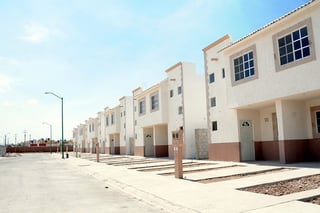 Activo. El ramo de la vivienda muestra su dinamismo y aporta el 5.9 % del PIB en México en 2012. (ARCHIVO)