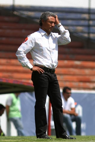 Roberto defendió los colores morelianos en más de 175 encuentros. Roberto Hernández es el técnico de Morelia