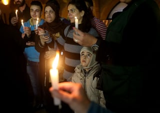 Secuestro. Cristianos realizan cadena de oración por los secuestrados en Irak los últimos días. (EFE)