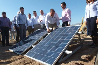 El parque solar se instalará en una superficie de 45 hectáreas en el municipio de Matamoros, con 85 mil paneles para generar 36 millones de kilovatios al año. (Archivo)