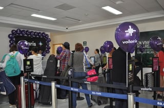 Viajeros. En un 12.1% subió el número de pasajeros en el Aeropuerto de Torreón en 2014.