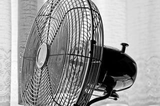 Desde 1920, empezaron a fabricarse ventiladores en masa. (ARCHIVO)