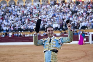 El matador valenciano Enrique Ponce es la figura número uno del toreo mundial, además de ser el torero que más toros ha indultado a lo largo de su carrera. Se presentará en el Coliseo Centenario el próximo 9 de mayo. (EFE)