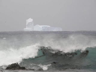 Un estudio desarrollado por científicos de la Barker Cardiff University (Gales) indica que los nuevos indicios apuntan a que, en general, los icebergs llegaron demasiado tarde como para tener alguna influencia en el enfriamiento de las aguas. (ARCHIVO)