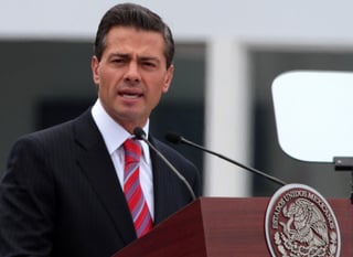 Las grandes empresas globales están observando al país como destino confiable, con rumbo y que actúa con responsabilidad, dijo el presidente Enrique Peña Nieto. (ARCHIVO)