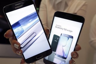 El Galaxy S6 de Samsung funciona con Android 5.0 Lollipop, el más reciente sistema operativo de Google. (ARCHIVO)
