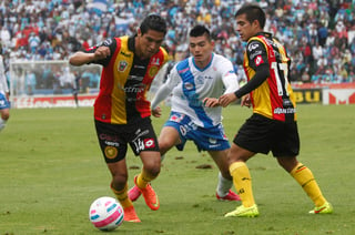 Los equipos Puebla y Leones Negros jugarían su último encuentro del torneo a la misma hora. (ARCHIVO)