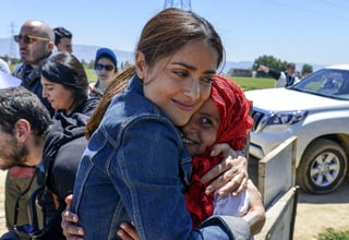 Sorprendida. La actriz mexicana convivió con los refugiados de dicho país, sobre todo con los menores. (EFE)