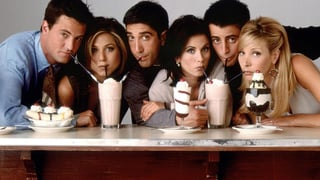 La productora explicó que Friends es una historia sobre un momento en la vida en la que los amigos se convierten en familia, “y como ese momento ya pasó, un reencuentro de sus protagonistas no tiene sentido”, comentó. (Especial)
