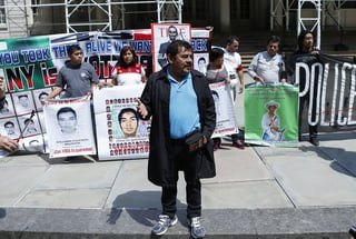 Deseo. Los familiares exigen que desde Europa se le pida al gobierno mexicano mantener las investigaciones.