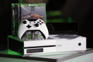 Los usuarios de Xbox One pueden descargar la nueva actualización del sistema, que entre otras mejoras, brinda la oportunidad de grabar y enviar mensajes de voz a través de la consola. (ARCHIVO)