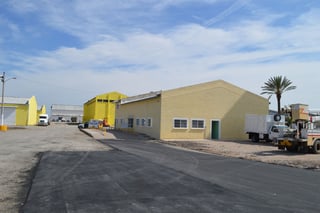 Nuevas instalaciones. El nuevo centro de acopio de melón queda sobre periférico de Matamoros. (ROBERTO ITURRIAGA)