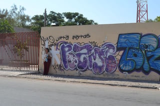 Imagen. La campaña contra el grafiti es permanente. (EL SIGLO DE TORREÓN)