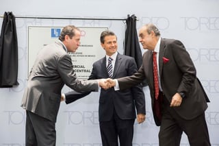 Evento. El presidente Peña estuvo presente en la inauguración de un centro comercial.