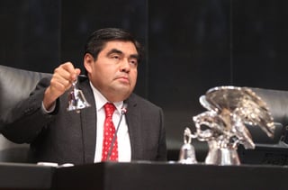 Barbosa declaró que está de luto, igualmente el grupo parlamentario del PRD. (ARCHIVO)