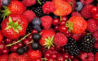 Los frutos rojos son muy beneficiosos, ya que no sólo te cuidan por dentro, sino que se nota por fuera.