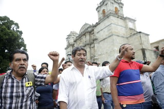 El líder de la Sección 22 de la Coordinadora, Rubén Nuñez, dijo que el movimiento fortalece su lucha para tomar definiciones y no han cedido al condicionamiento al diálogo que hizo Segob. 