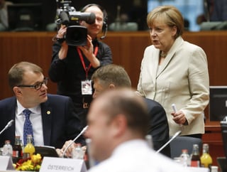 “Hemos avanzado a favor de Grecia. Ahora depende del lado griego dar un paso similar”, insistió Merkel. (EFE)