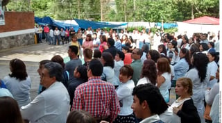 Fastidio. Personal de al menos seis clínicas en Guerrero se unió al paro de labores en protesta por los asesinatos.