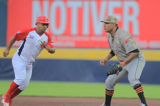 Ramón Ramírez rompió el empate con sencillo en la octava para que el Rojo del Águila de Veracruz se llevara el último encuentro. (Cortesía)